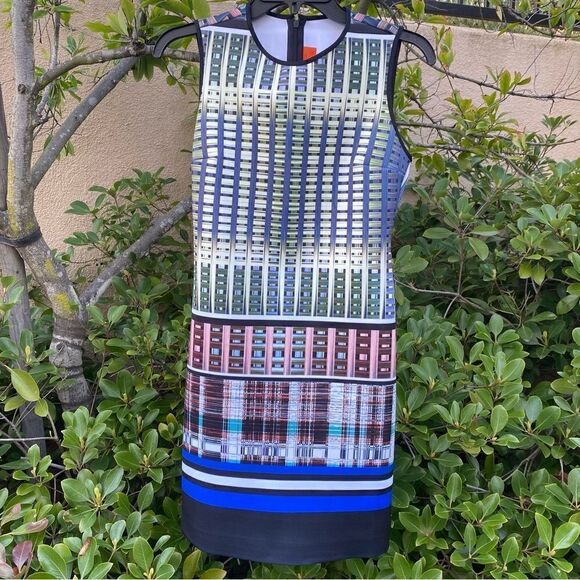 Clover Canyon Donegal Abstract Neoprene Print Shift Dress Size Small EUC! - Picture 2 of 6